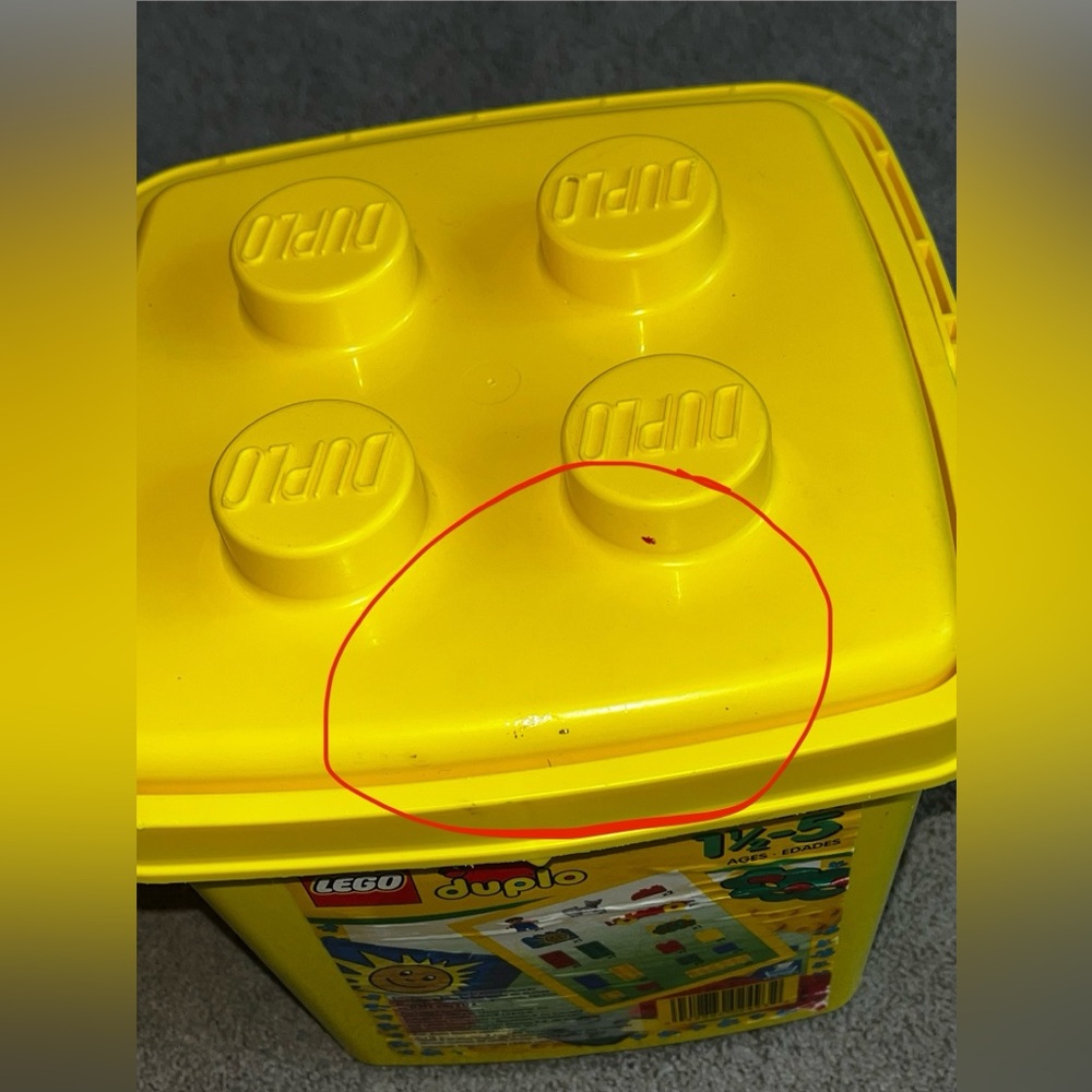Vintage 1998 Lego Duplo Assortment of Pieces with Yellow Carrying Case - Picture 9 of 10